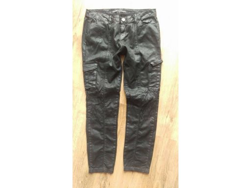 Zara r.12/40 l jeansy stan idealny kieszenie modne