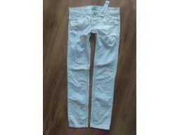 Stradivarius r.14/42 xl jeansy nowe bawełna rurki