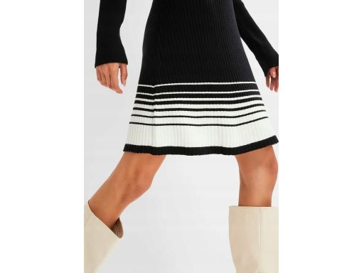 B.P.C sukienka dzianinowa rozkloszowana czarno-biała ^32/34