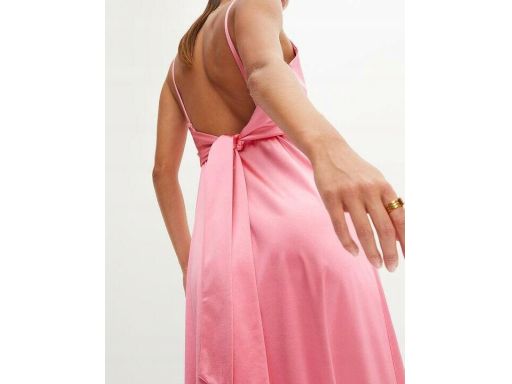 B.P.C różowa sukienka satynowa maxi długa 40/42.