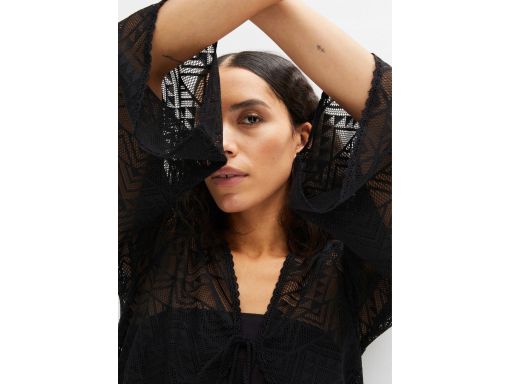 B.P.C narzutka czarna długa koronkowa boho 40/42.