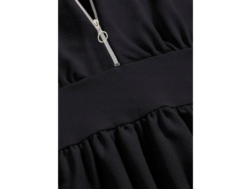 B.P.C czarna sukienka midi z zamkiem i kołnierzykiem 36/38.