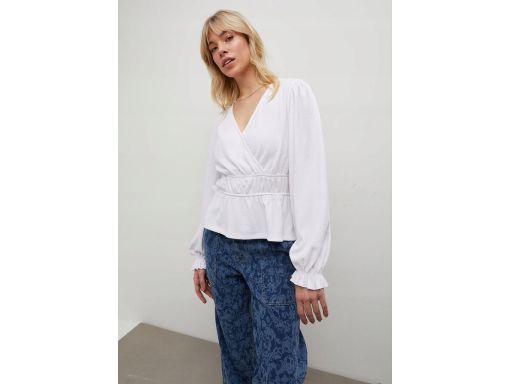 B.P.C biała bluzka z założeniem kopertowym ^32/34