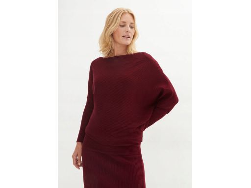 B.P.C sweter asymetryczny odsłaniający ramię burgundowy 48/50.