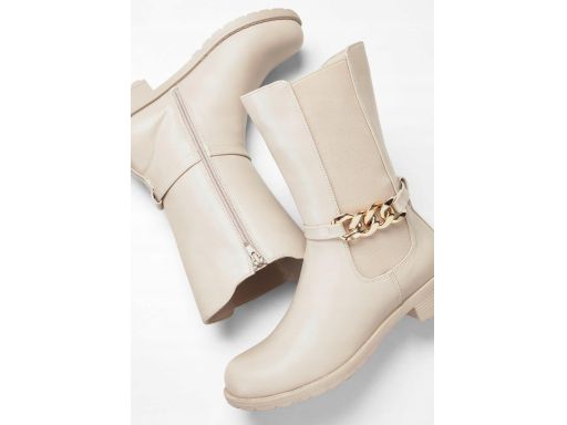 B.P.C krótkie kozaki beżowe ze złotym łańcuchem r.42