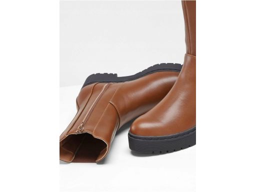 B.P.C botki eko skóra brązowe na grubej podeszwie ^41