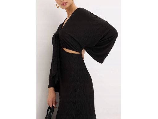 B.P.C długa sukienka czarna z wycięciami i wiązaniem r.44/46