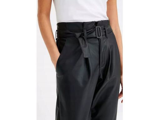 B.P.C spodnie czarne z eko skóry 42.