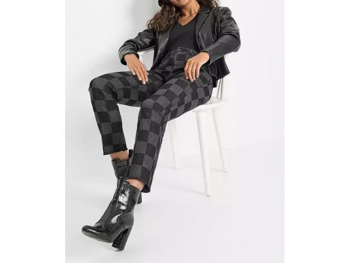 B.P.C spodnie czarno-szare w kratkę 46.