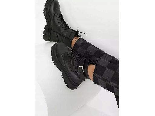 B.P.C spodnie czarno-szare w kratkę 46.