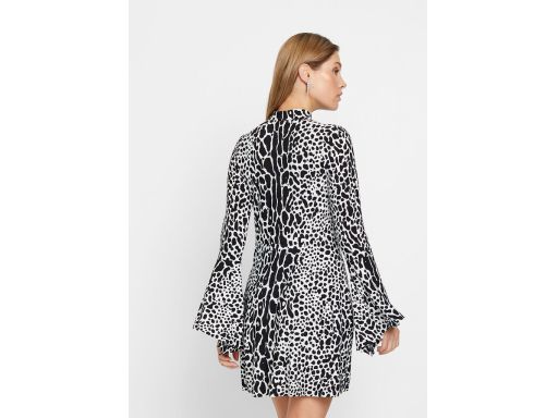 B.P.C mini sukienka czarno-biała z szerokimi rękawami ^36/38