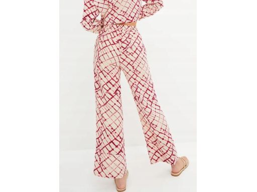 B.P.C szerokie spodnie z nadrukiem ^48