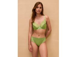 B.P.C komplet bielizny biustonosz + figi zielone z koronką r.48/50(100