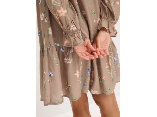 B.P.C sukienka w kwiatki z wiskozy r.48