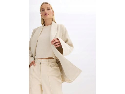 B.P.C krótki płaszcz beżowy szerokie rękawy 44.