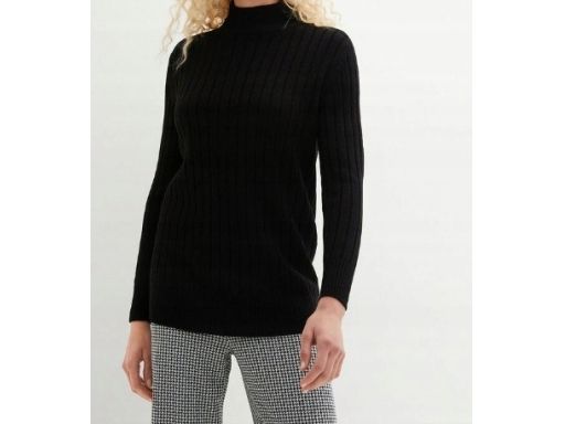 B.P.C czarny sweter ze stójką prosty r.36/38