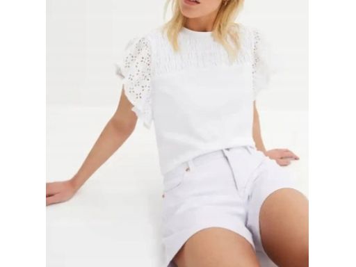 B.P.C bluzka t-shirt biała z marszczeniem i ażurowymi rękawkami ^36/38