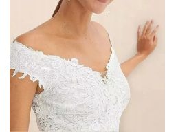 B.P.C suknia ślubna śmietankowa carmen z koronką ^38
