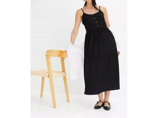 B.P.C sukienka midi czarna na ramiączka z krepy 44/46.