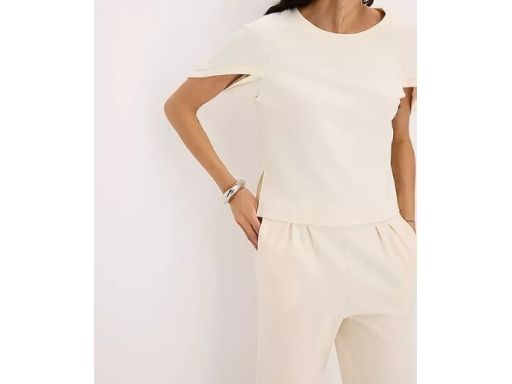 B.P.C bluzka śmietankowa z modnymi rękawami r.48/50