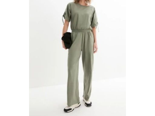 B.P.C kombinezon oliwkowy dżersejowy r.56/58
