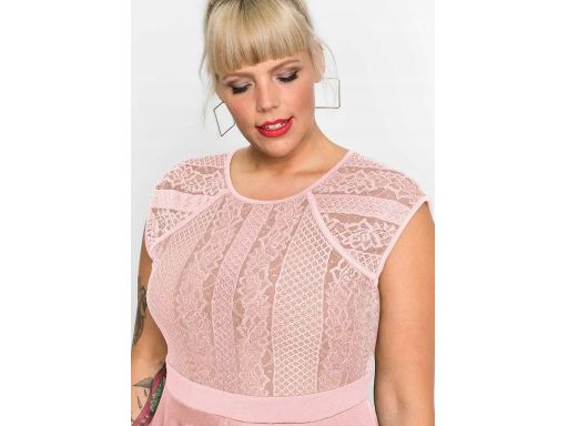 B.P.C Sukienka rozkloszowana różowa z koronową wstawką ^44/46