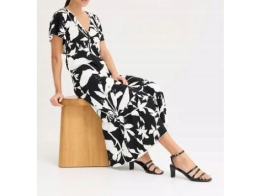 B.P.C sukienka midi dżersejowa biało-czarna we wzory midi 40/42.