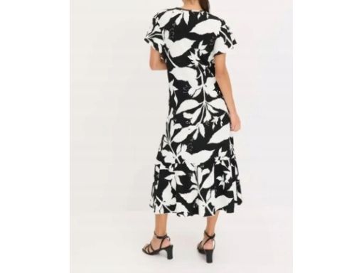 B.P.C sukienka midi dżersejowa biało-czarna we wzory midi 40/42.