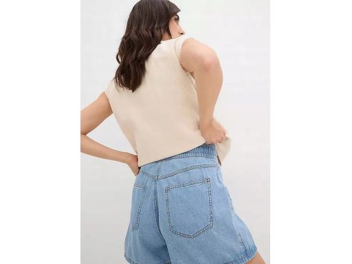 B.P.C szorty jeansowe cienkie z wiązaniem r.46