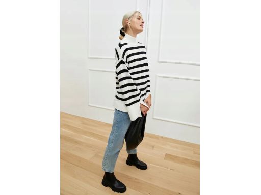 B.P.C sweter oversize śmietankowy w czarne paski r.36/38