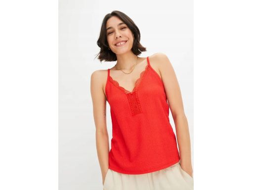 B.P.C czerwony top z koronką ^40/42