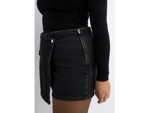 B.P.C spódnico-spodenki jeansowe czarne 42.
