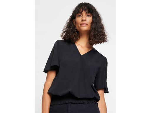 B.P.C bluzka czarna z elastyczną gumą na dole ^34