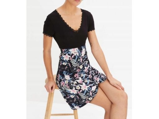 B.P.C czarna sukienka z częścią spódnicową w kwiaty ^40/42