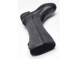 B.P.C kozaki z filcową cholewką 41.