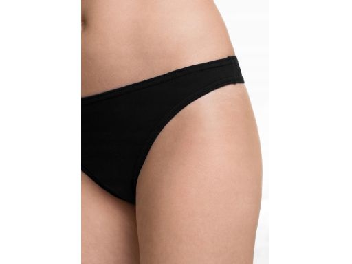 B.P.C stringi czarne gładkie bawełniane 48/50.