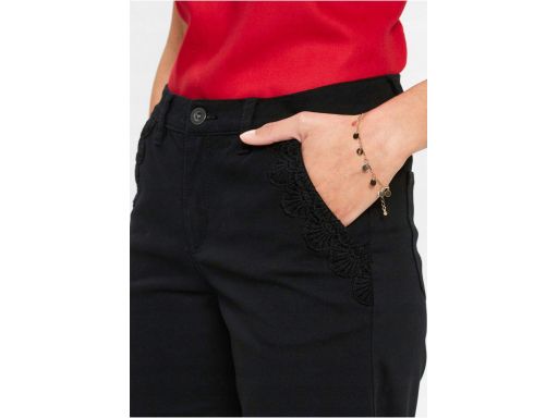 *B.P.C czarne krótkie spodenki z koronką 36.