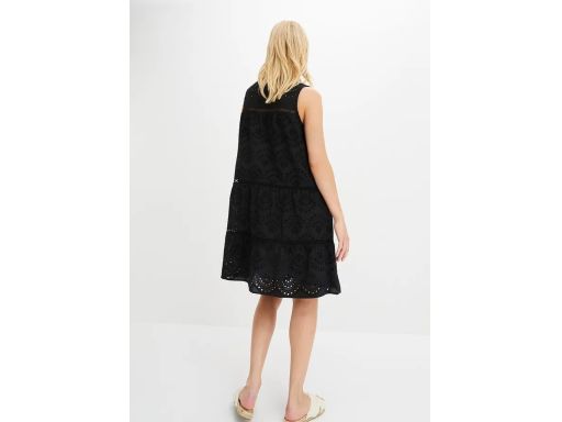 B.P.C czarna sukienka z ażurowym haftem ^38