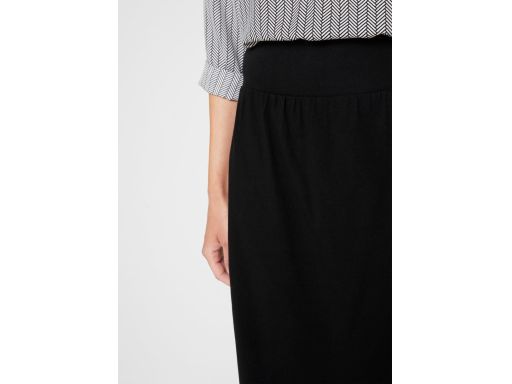 B.P.C spódnica bawełniana czarna z wszytymi legginsami 36/38.