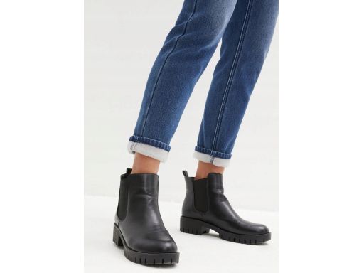 B.P.C jeansy damskie ocieplane 44.