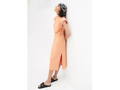 B.P.C sukienka z marszczeniami dżersejowa midi morelowa 44/46.