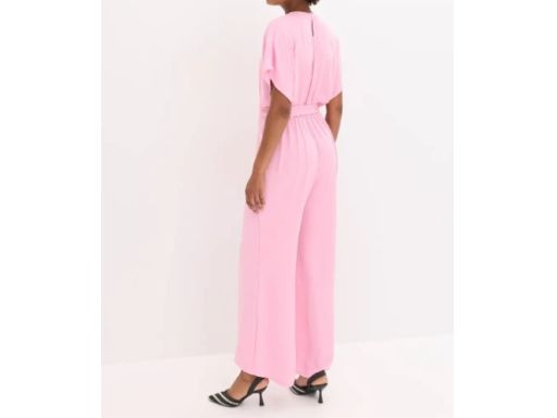 B.P.C kombinezon różowy z paskiem r.46