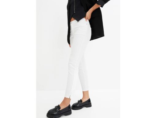 B.P.C jeansy damskie białe 7/8 ze stretchem rurki ^48