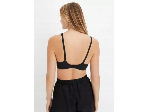 B.P.C biustonosz braletka czarny bez fiszbin ^44/46