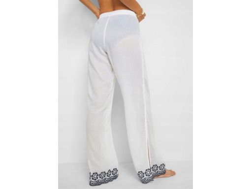 B.P.C spodnie białe z haftem plażowe r.40