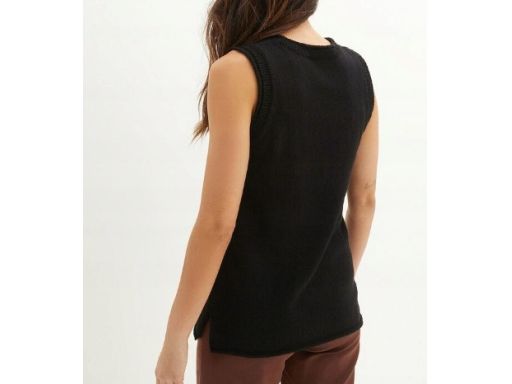 B.P.C top dzianinowy czarny bez rękawów r.36/38