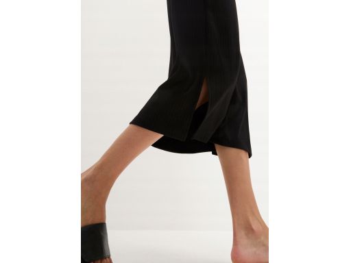 B.P.C sukienka czarna midi prążek ^40/42