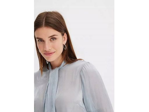 B.P.C szara bluzka szyfonowo satynowa połyskująca z krawatką 40.