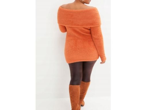 B.P.C długi, włochaty sweter carmen miedziany 40/42.