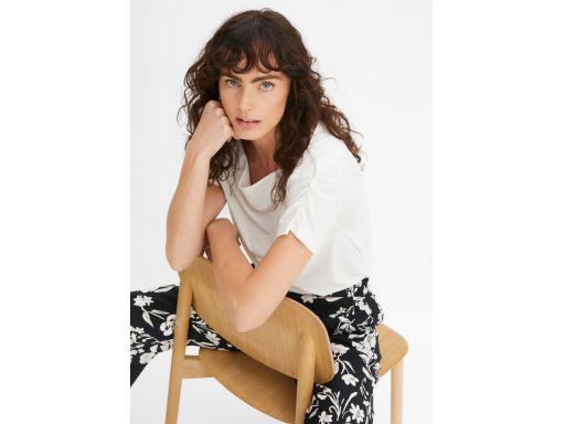 B.P.C biała bluzka z marszczeniem na ramionach ^48/50